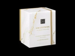 Rituals ароматна свещespelma aromàticaDuftkerzeduftlysDuftkerzelõhnaküünalscented candlevela aromáticabougie parfuméetuoksukynttiläαρωματικό κερίmirisna svijećaillatos gyertyacandela profumatakvapioji žvakėaromātiskā svecegeurkaarsduftlysświeca zapachowavela perfumadalumânare parfumatăароматическая свечаdoftljusdišeča sveča香薰蠟燭